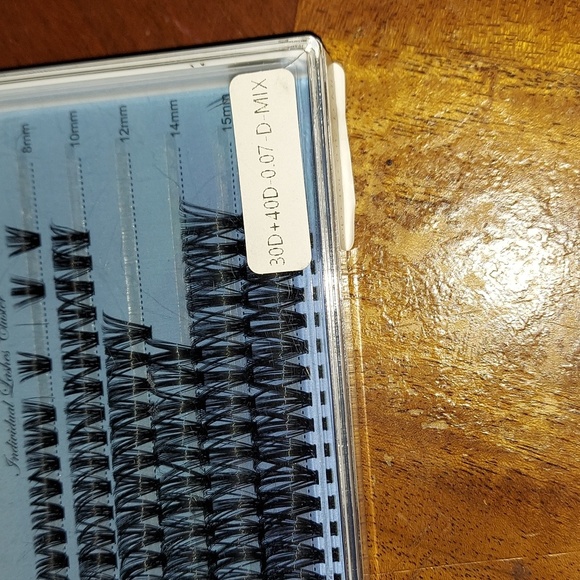 All Individual eyelash bundle - Picture 10 of 15